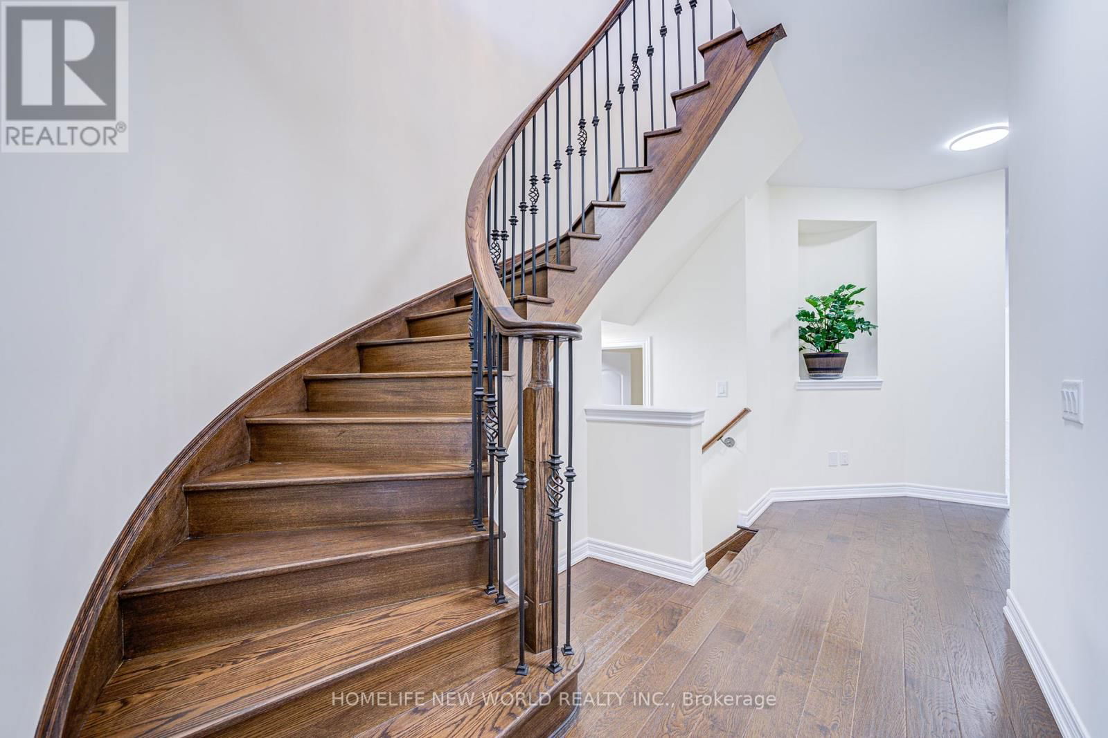 88 ROTH STREET Image 6