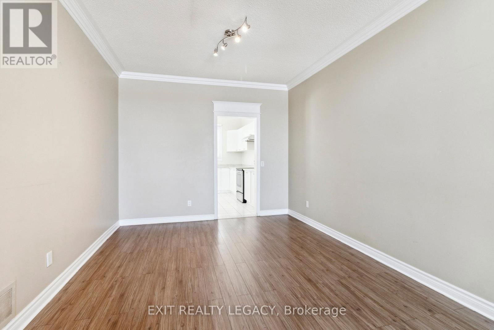 122 VENTURA WAY Image 6