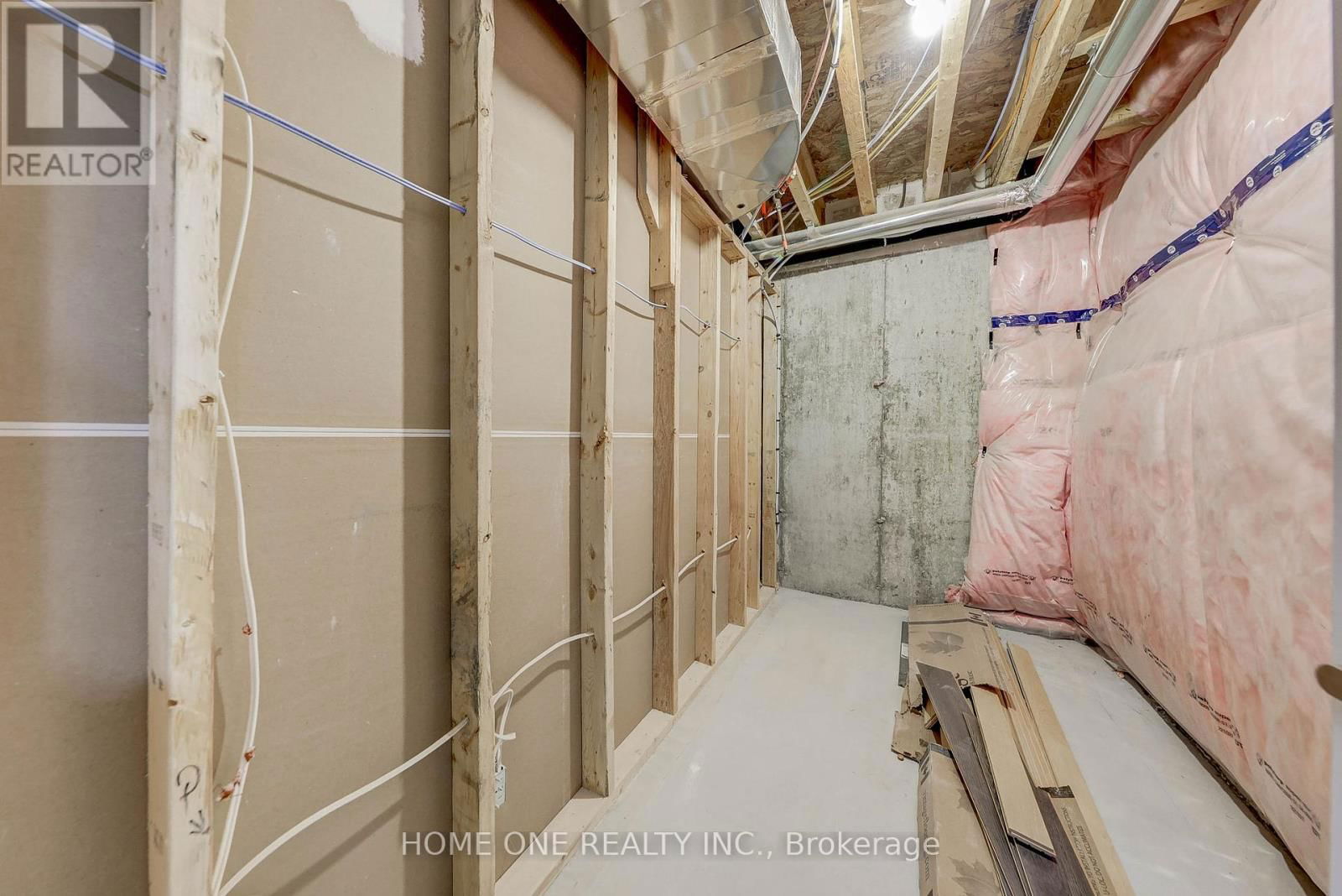 32 JESSICA ANTONELLA STREET Image 32