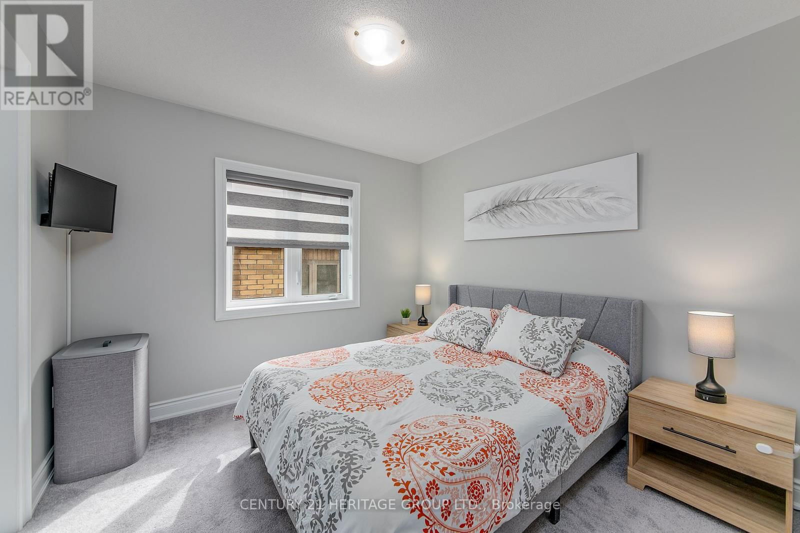 78 PRUNELLA CRESCENT Image 26