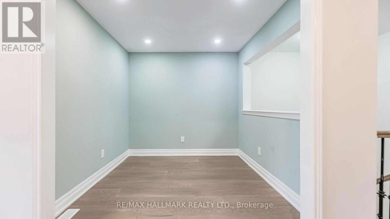 45 ROMANELLI CRESCENT Image 21