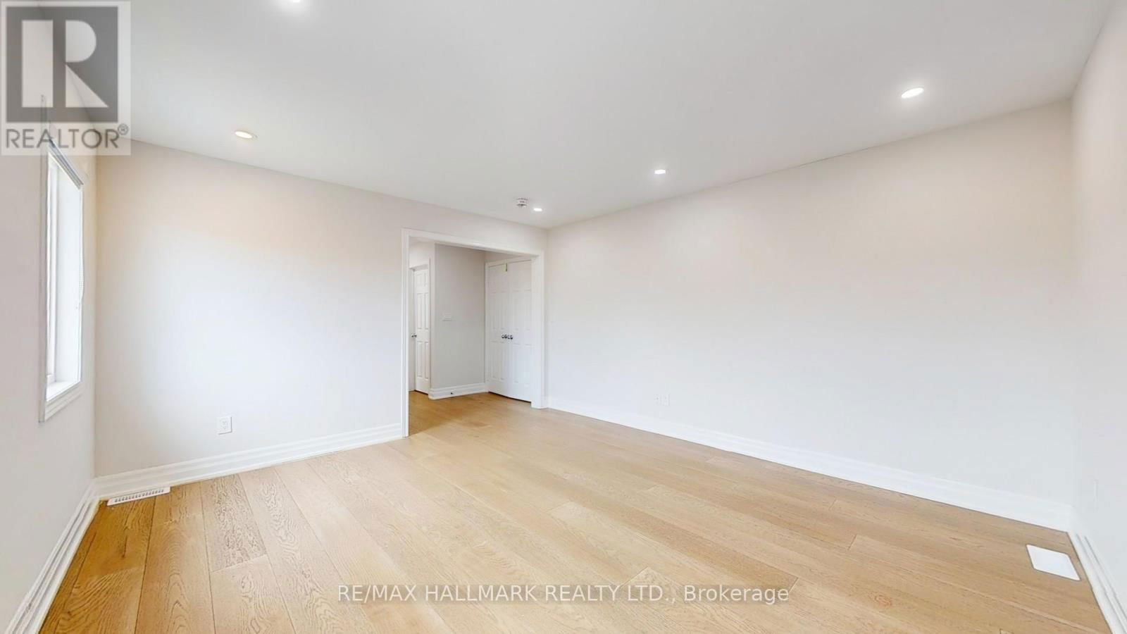 45 ROMANELLI CRESCENT Image 24