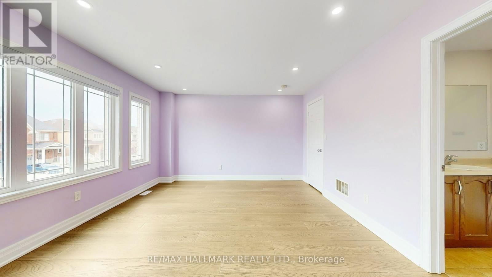 45 ROMANELLI CRESCENT Image 31
