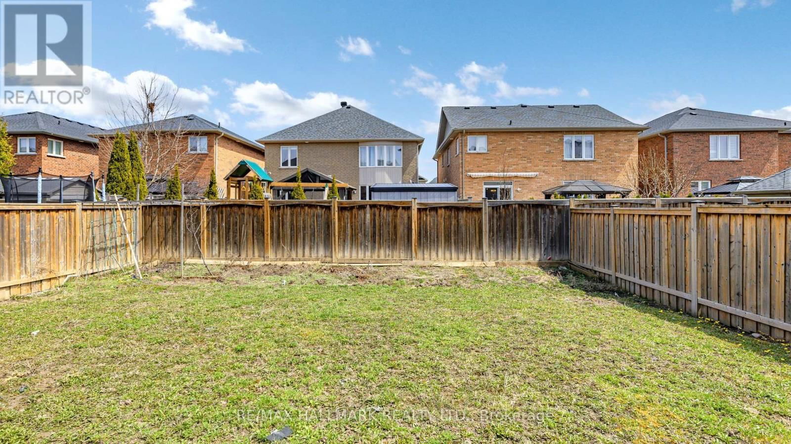 45 ROMANELLI CRESCENT Image 40