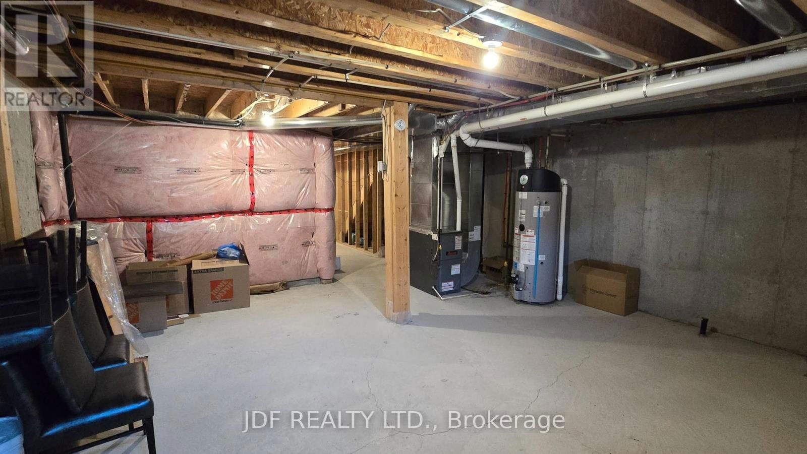49 GRIDIRON GATE Image 29