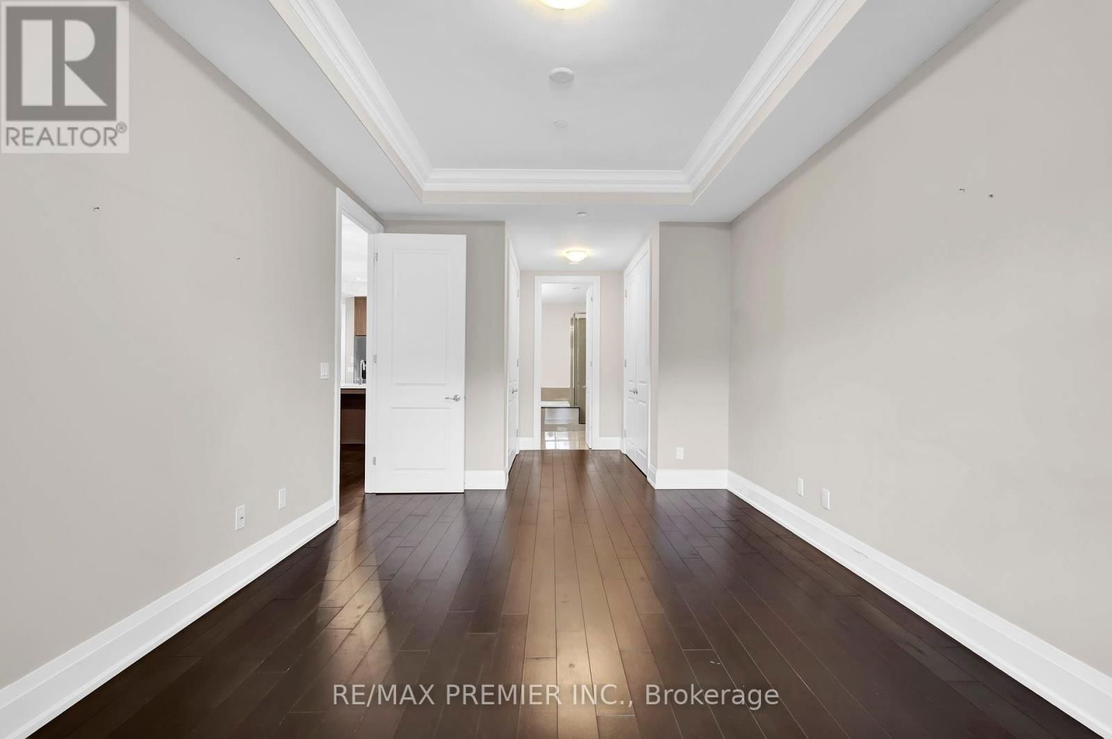 402 - 9909 PINE VALLEY DRIVE Image 19
