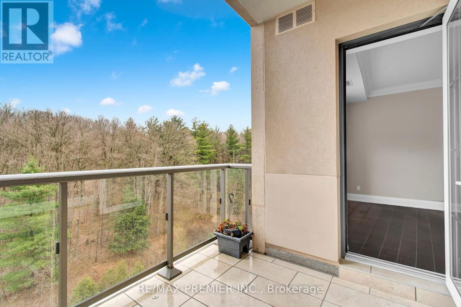 402 - 9909 PINE VALLEY DRIVE Image 24