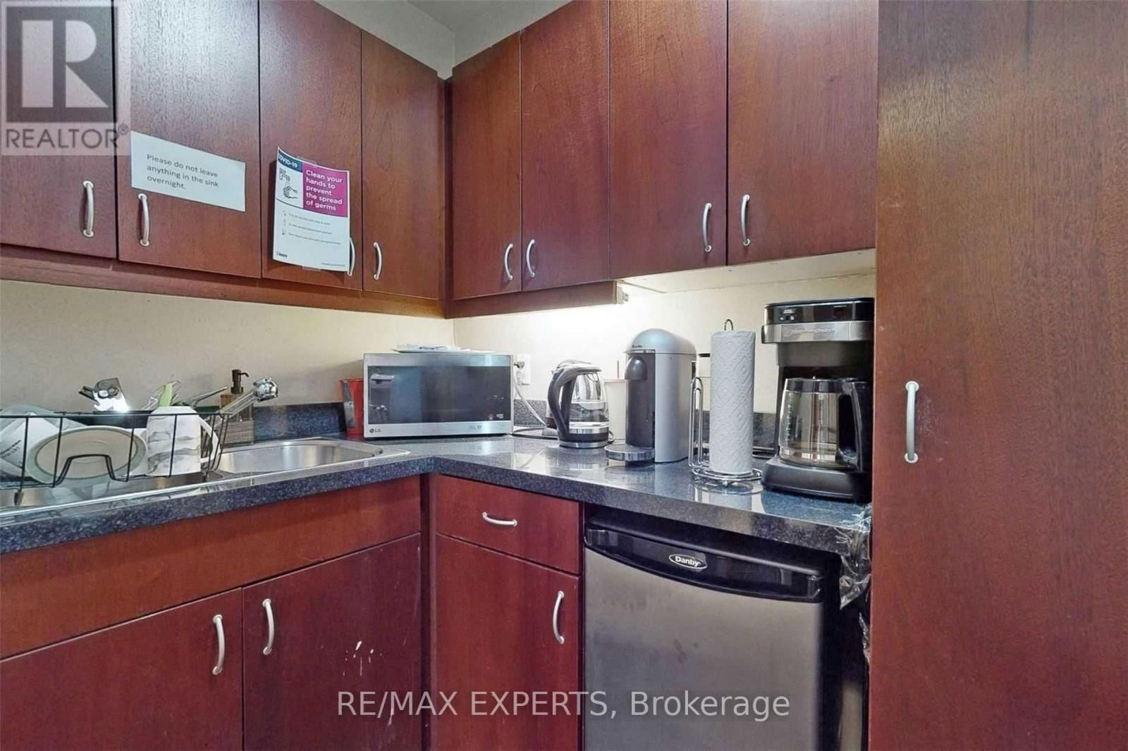 30 WERTHEIM COURT Image 30
