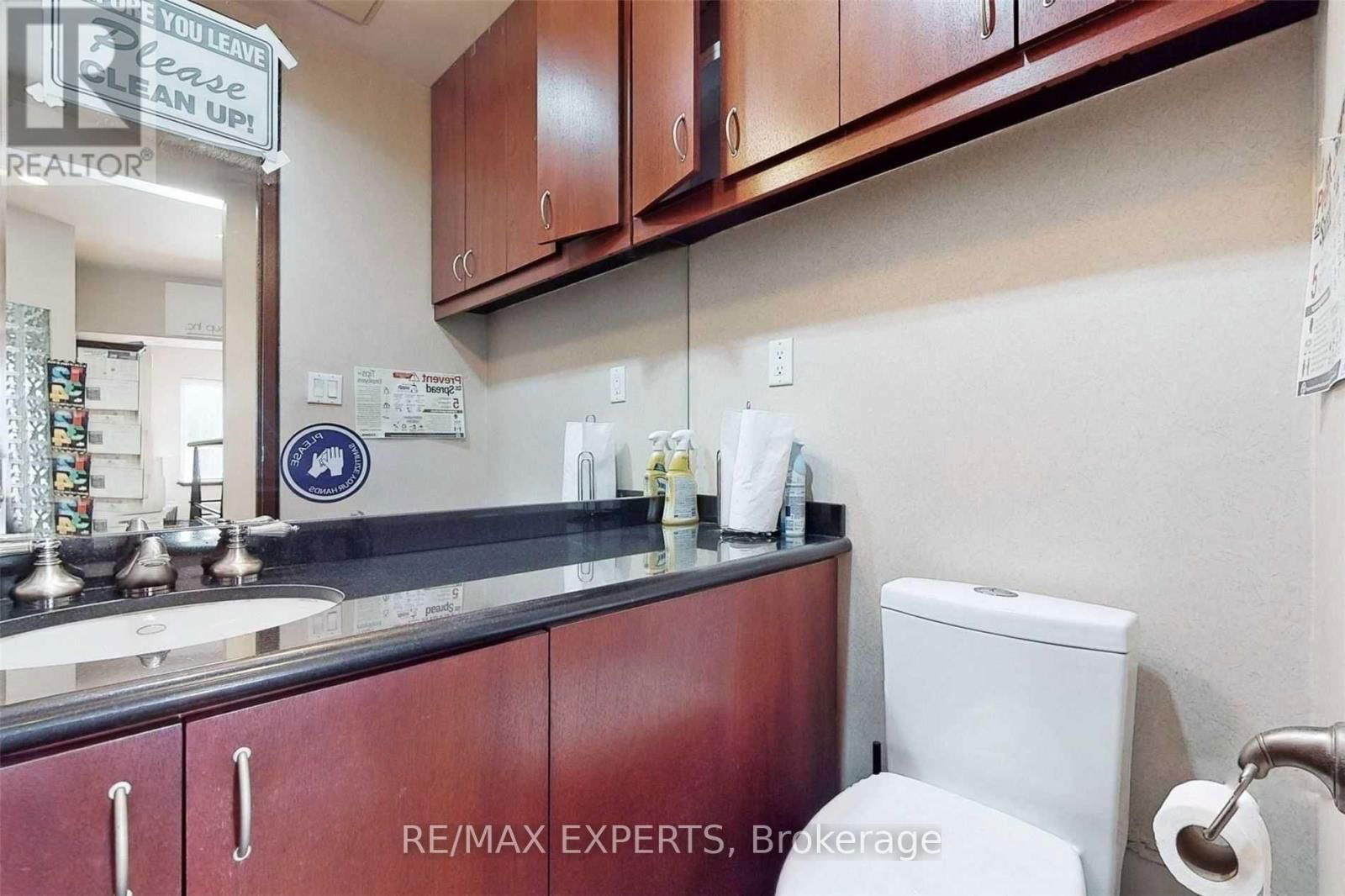 30 WERTHEIM COURT Image 31