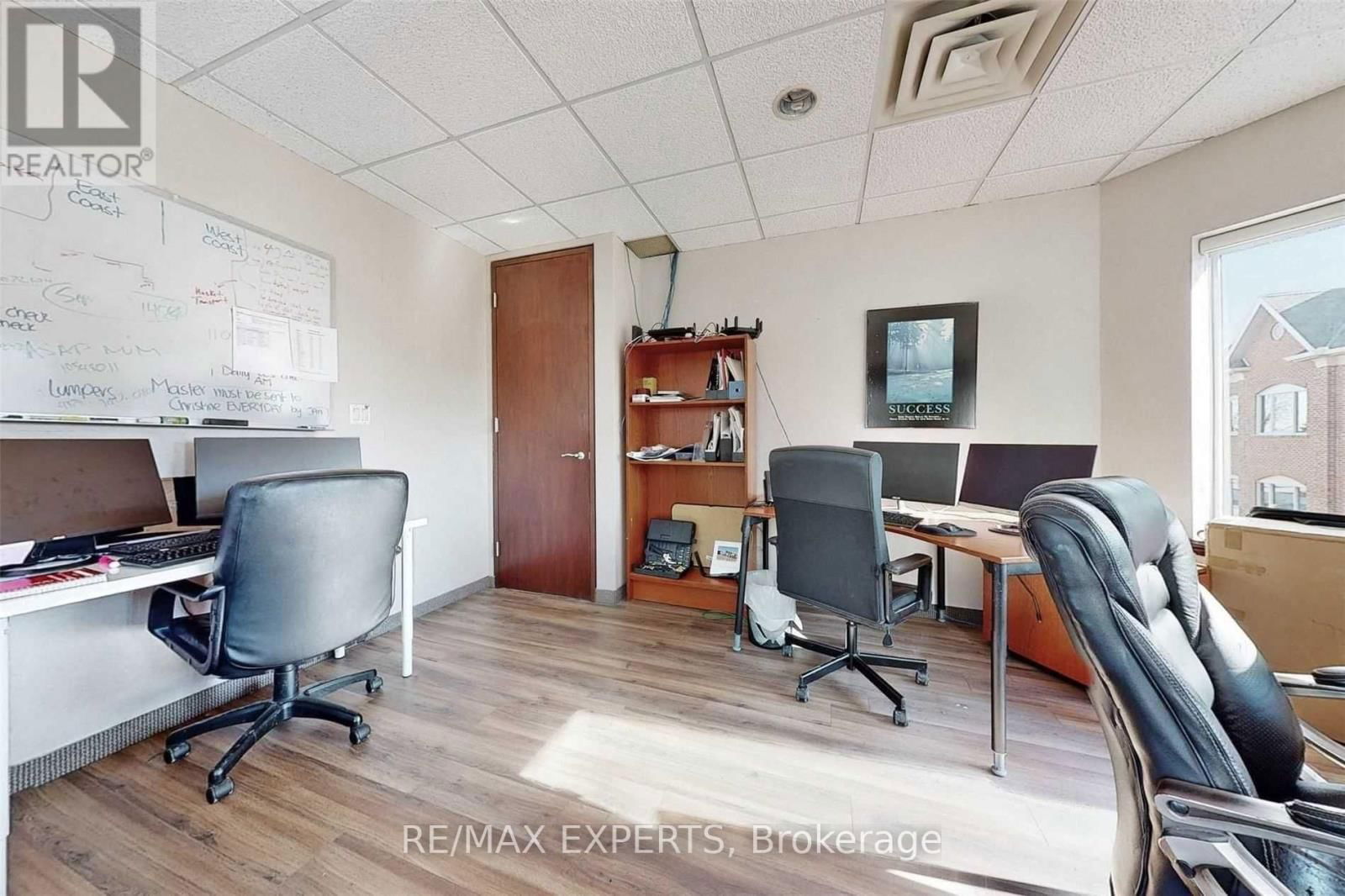 30 WERTHEIM COURT Image 26