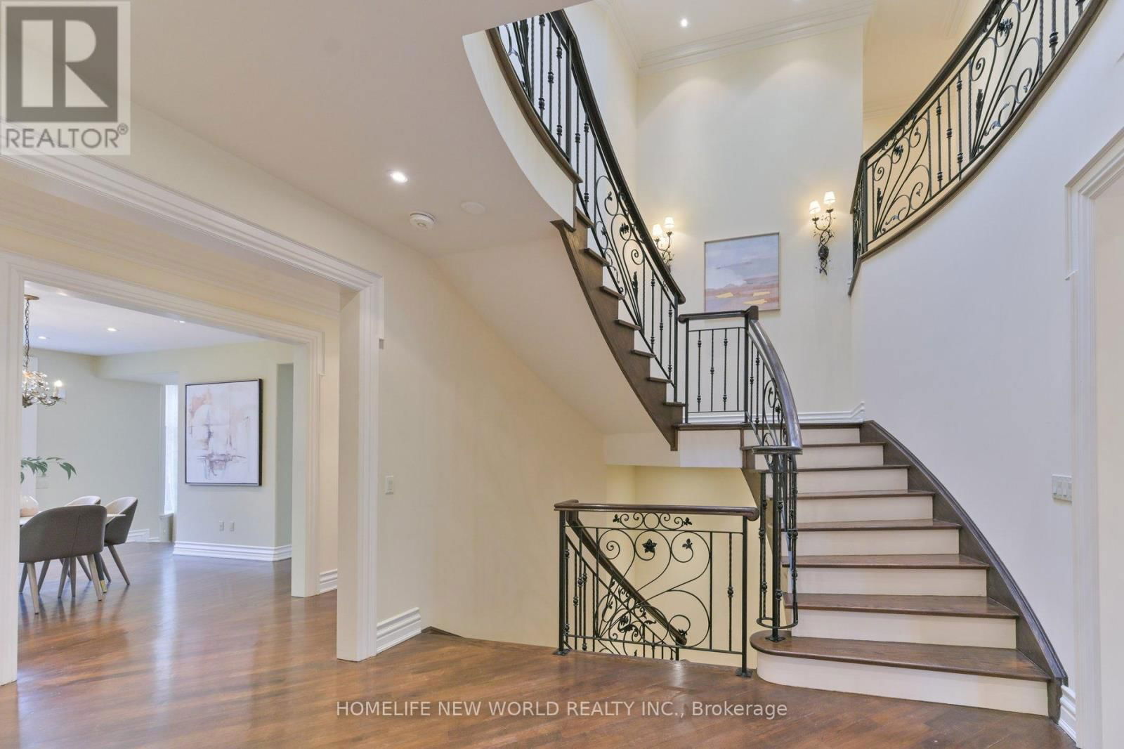 33 EVITA COURT Image 10
