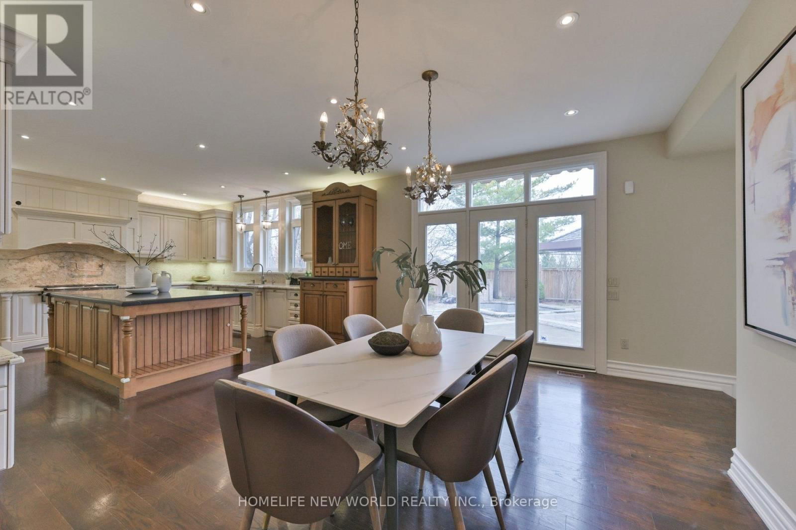 33 EVITA COURT Image 13