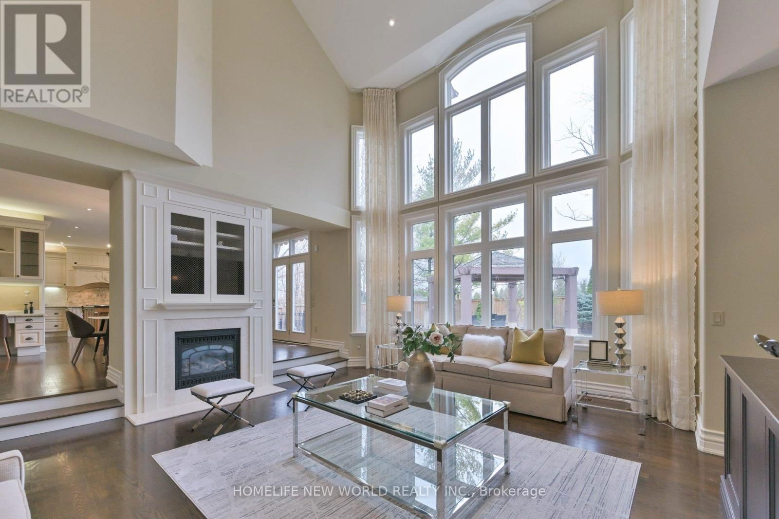 33 EVITA COURT Image 18