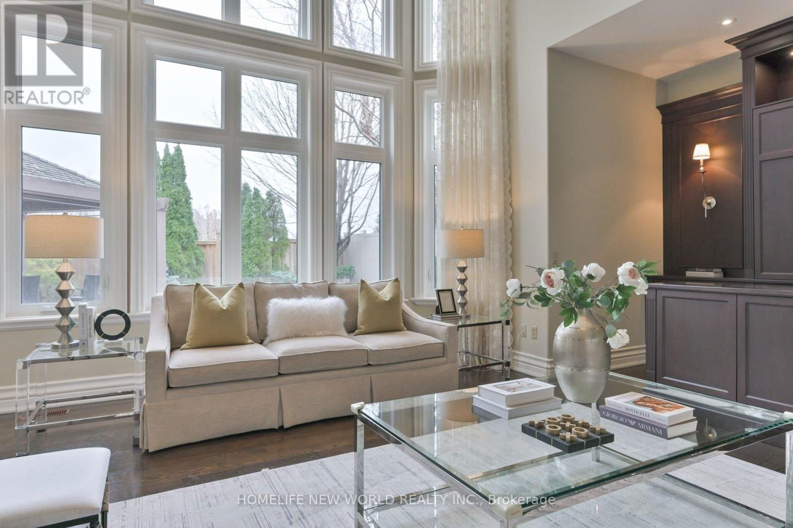 33 EVITA COURT Image 21
