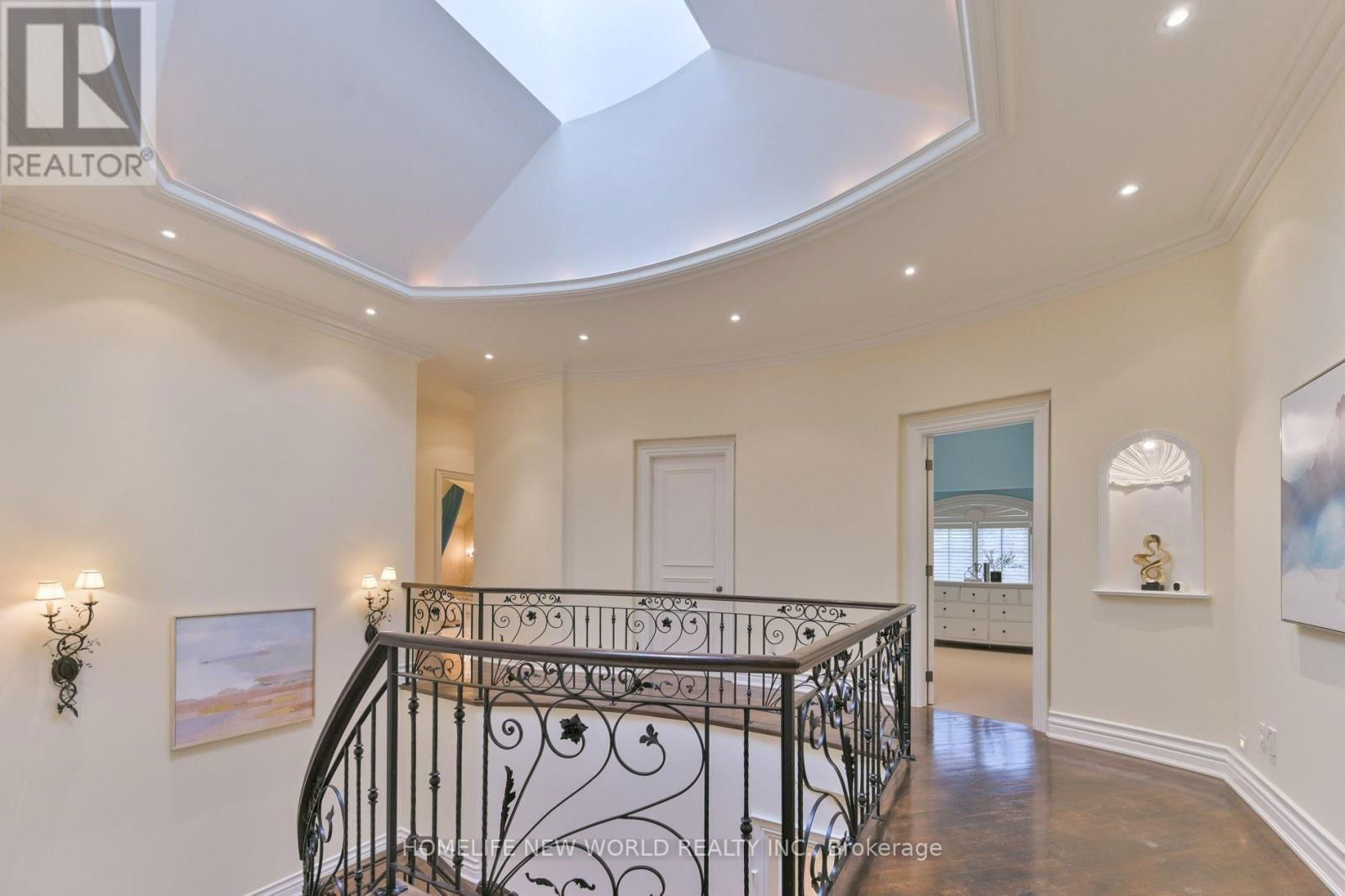 33 EVITA COURT Image 26