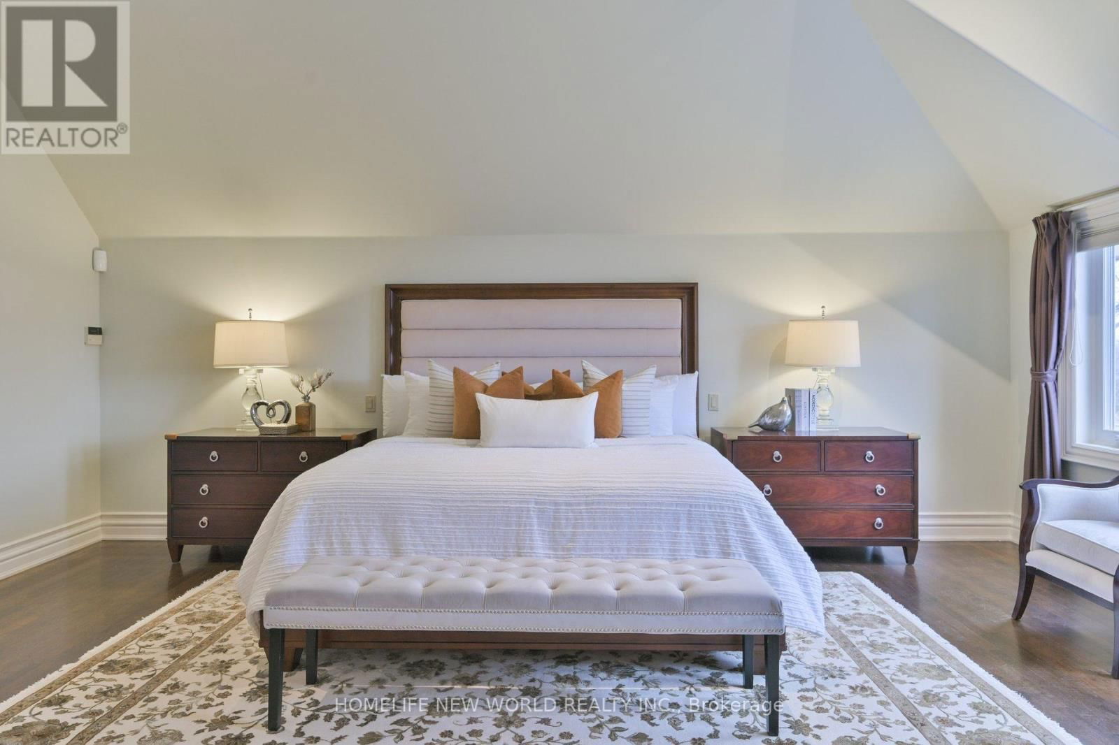 33 EVITA COURT Image 30