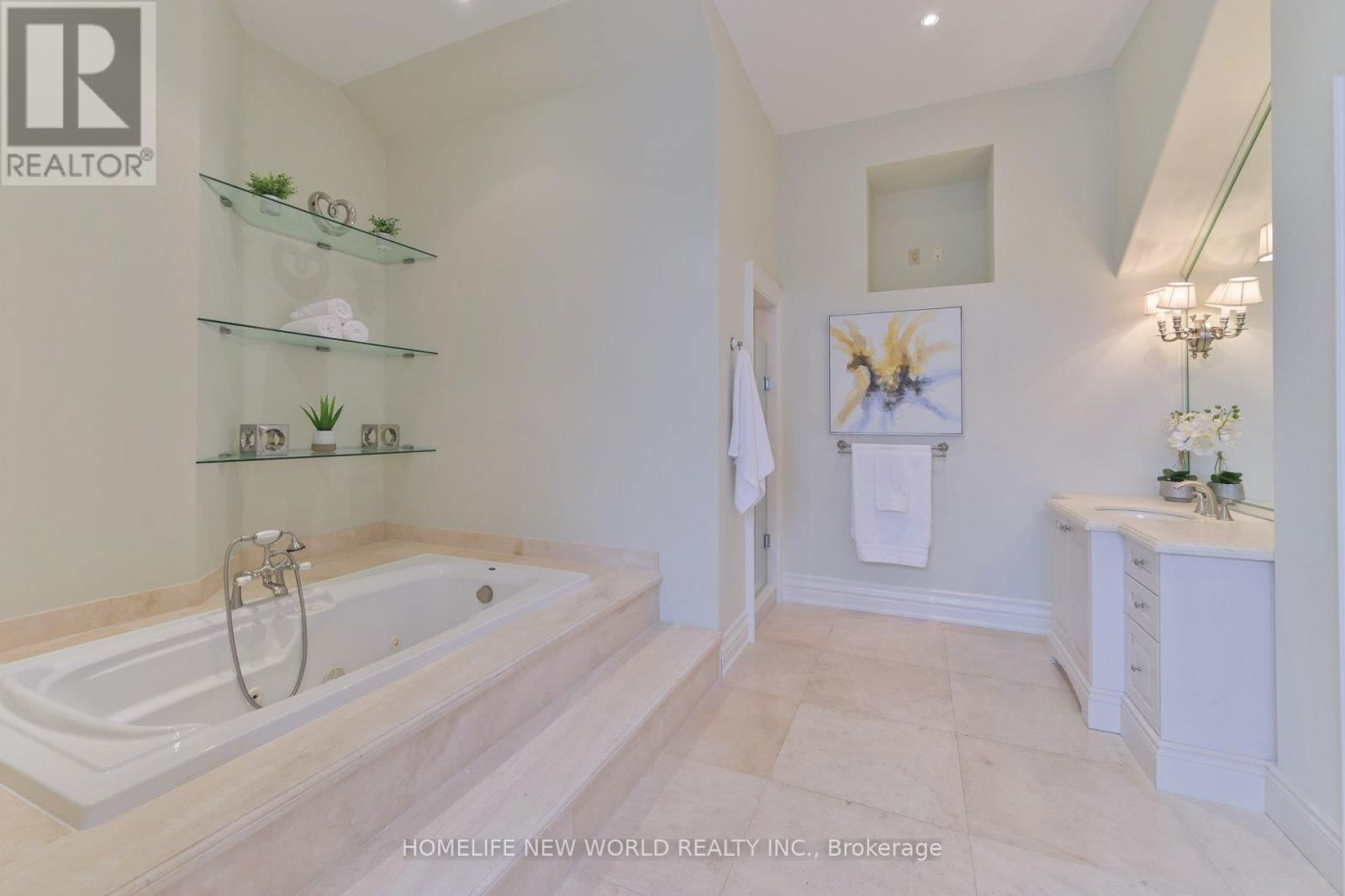33 EVITA COURT Image 32
