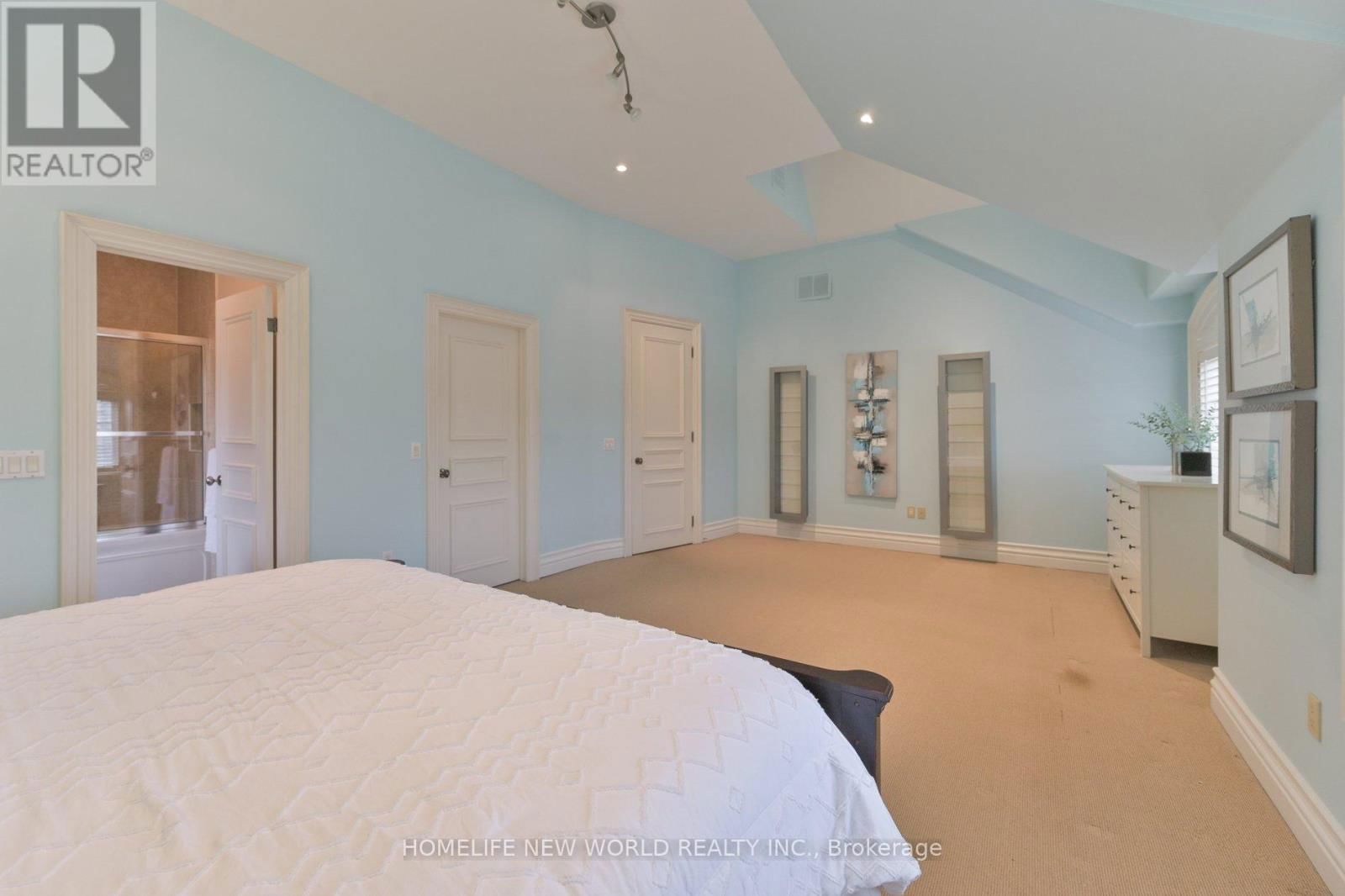 33 EVITA COURT Image 35