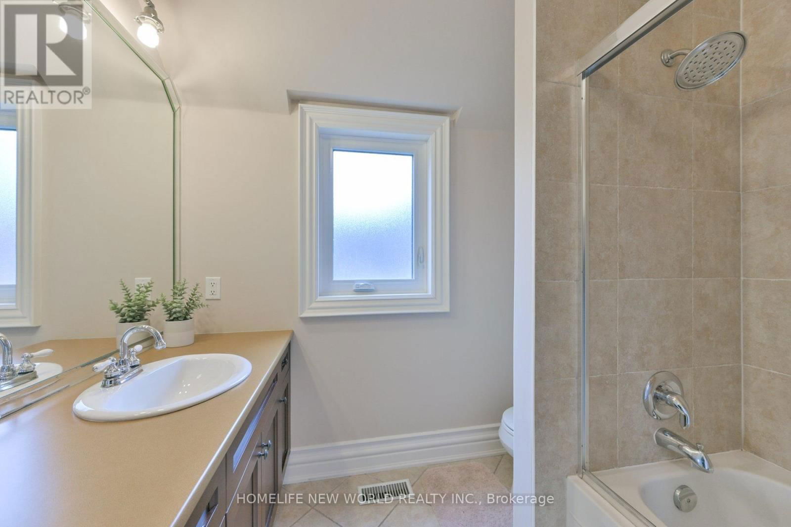 33 EVITA COURT Image 36