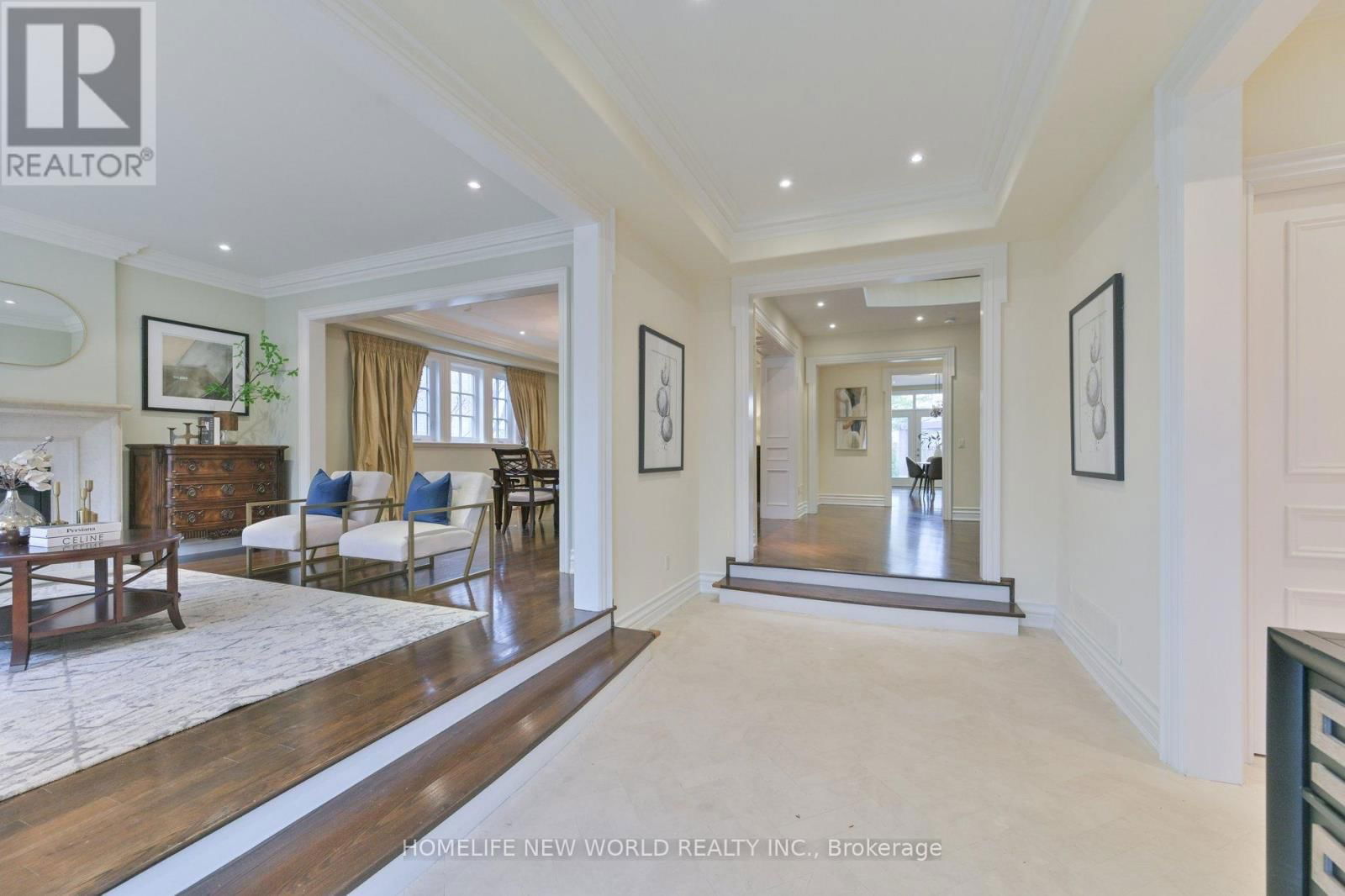 33 EVITA COURT Image 4