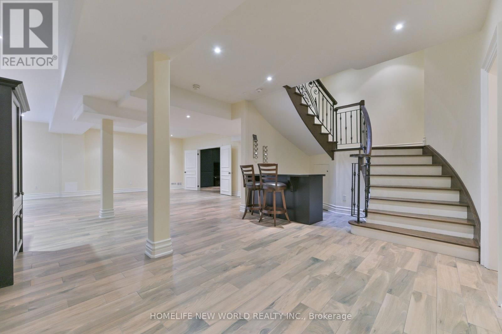33 EVITA COURT Image 41