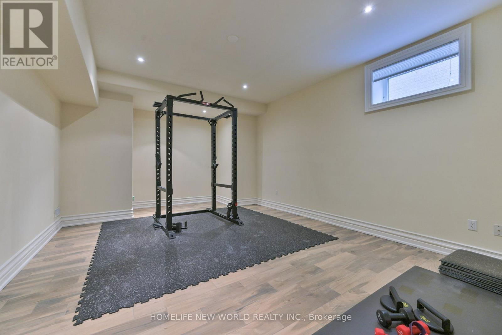33 EVITA COURT Image 45