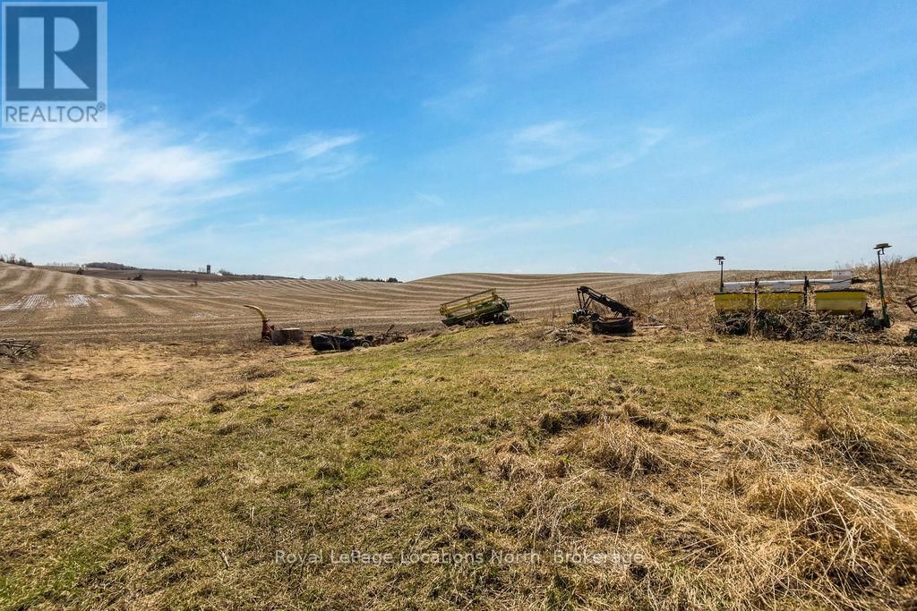 7087 4TH LINE Image 7