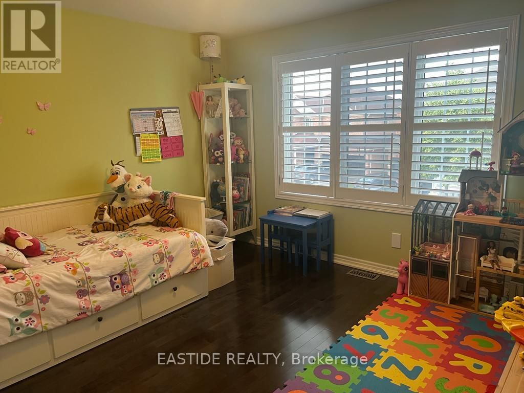 60 SIENA DRIVE Image 19
