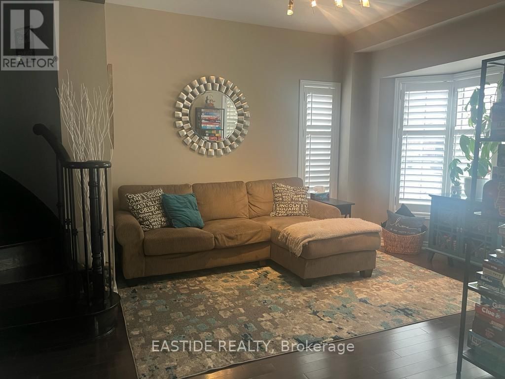 60 SIENA DRIVE Image 3