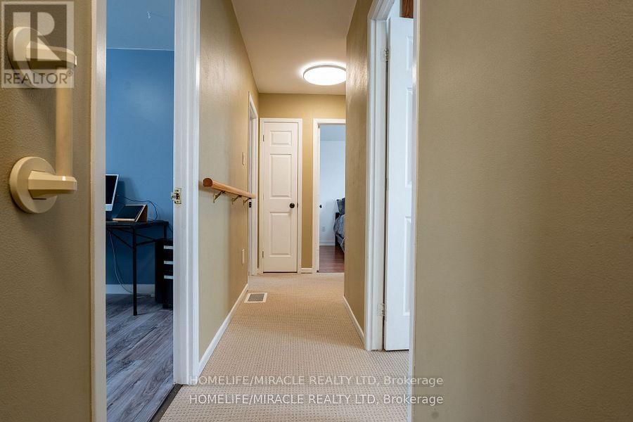 104 STUART STREET Image 17