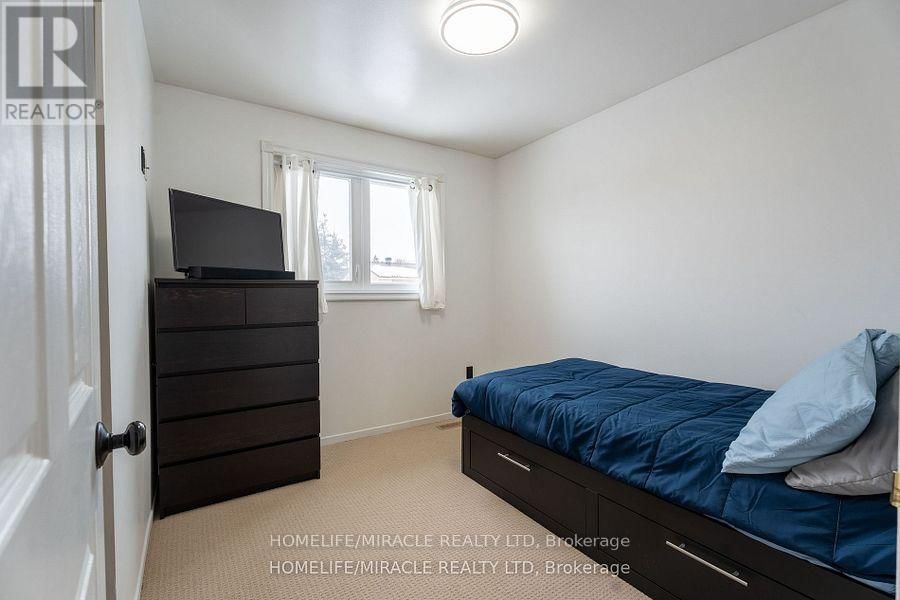 104 STUART STREET Image 19
