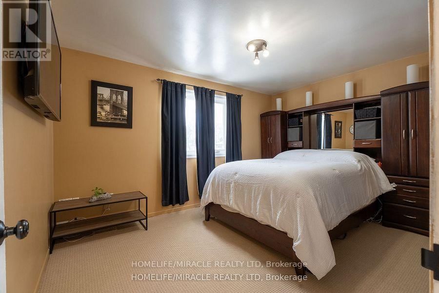 104 STUART STREET Image 22