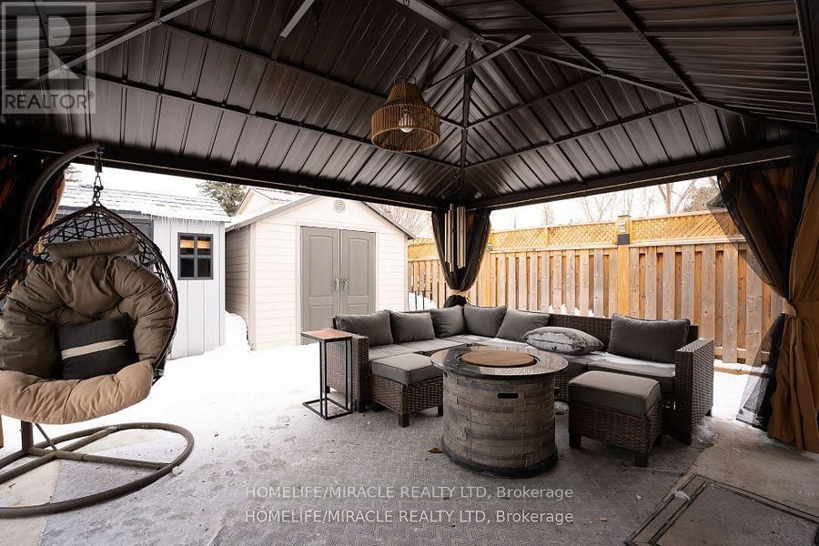 104 STUART STREET Image 34