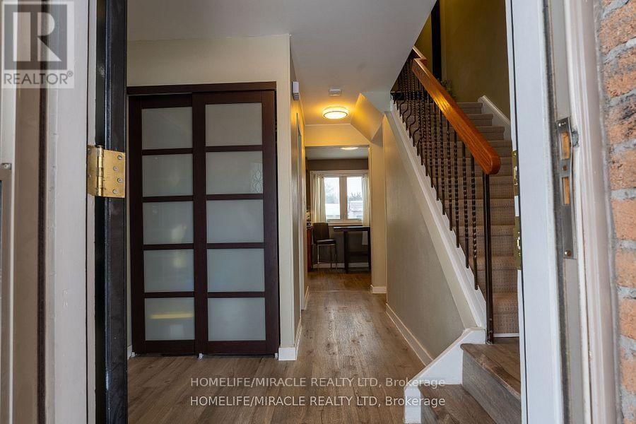 104 STUART STREET Image 36