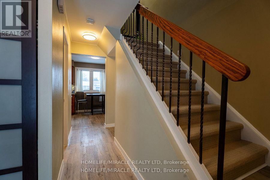 104 STUART STREET Image 6