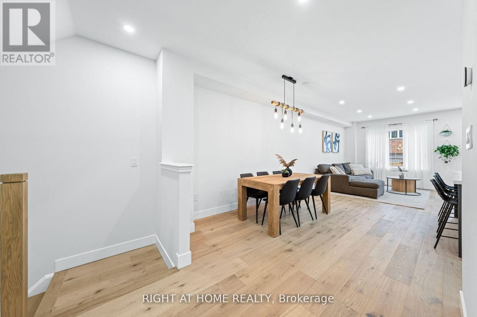 13 - 8777 DUFFERIN STREET Image 13