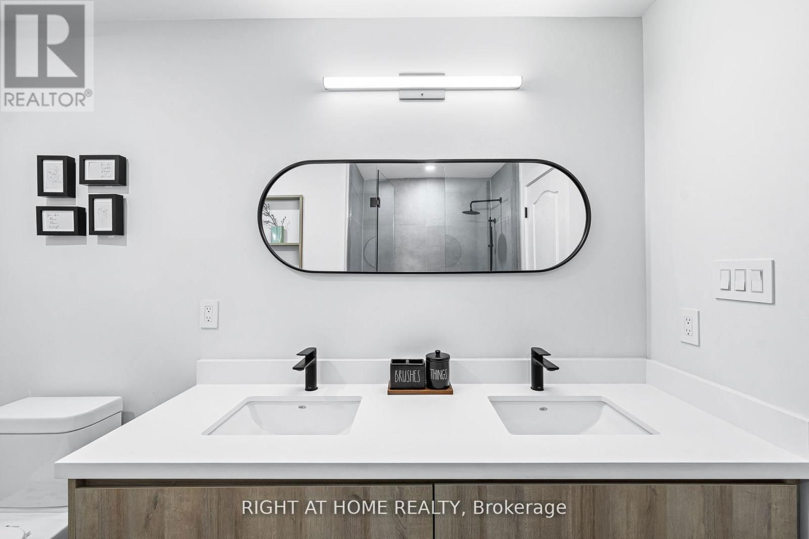 13 - 8777 DUFFERIN STREET Image 23
