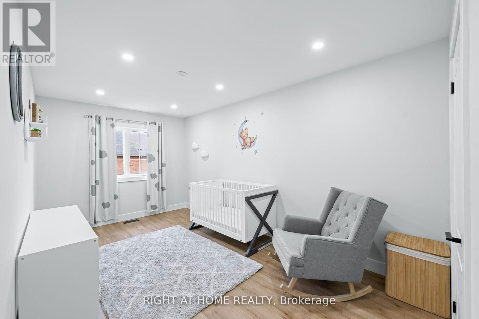 13 - 8777 DUFFERIN STREET Image 25