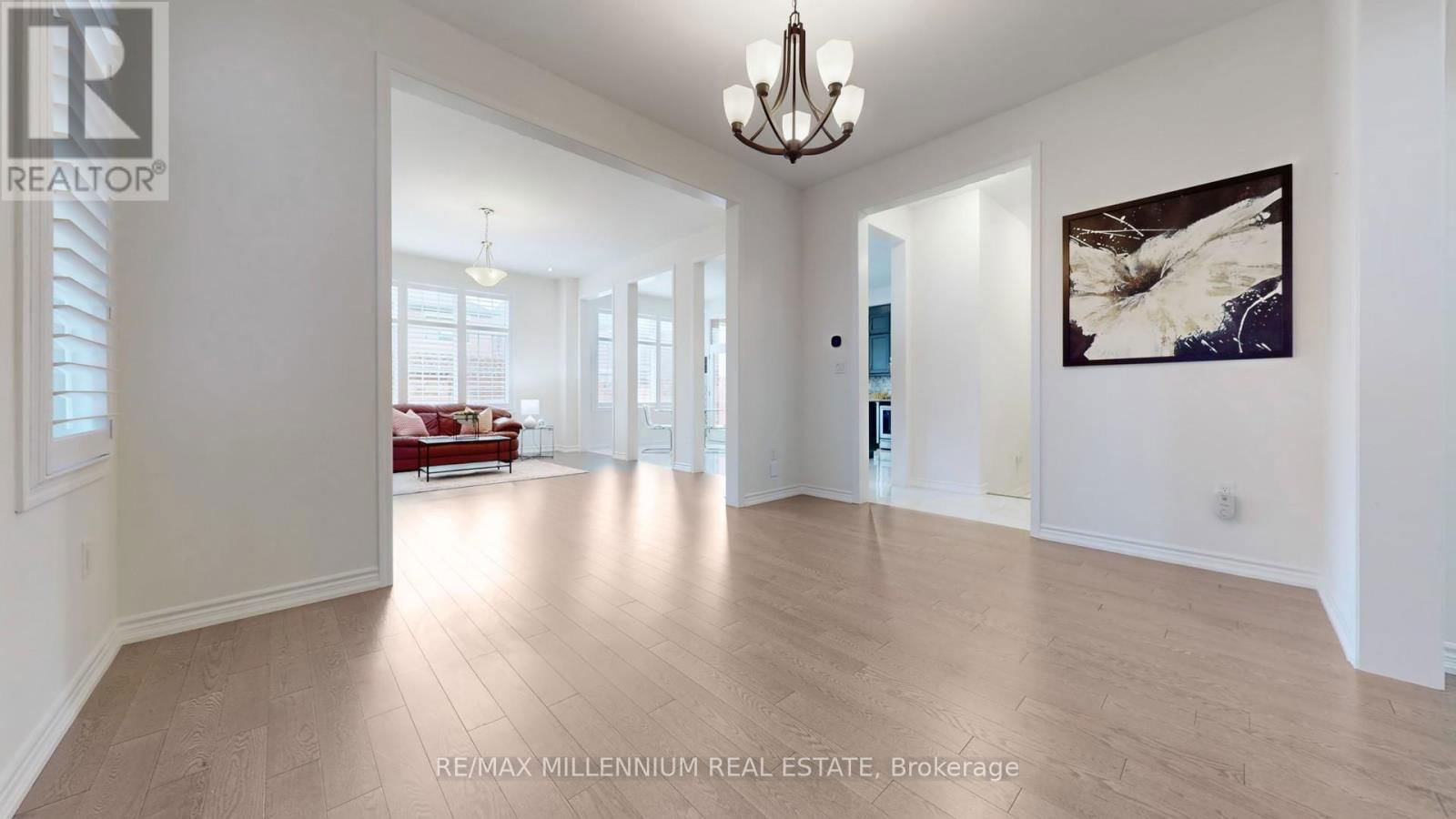 139 PIERRE BERTON BOULEVARD Image 15