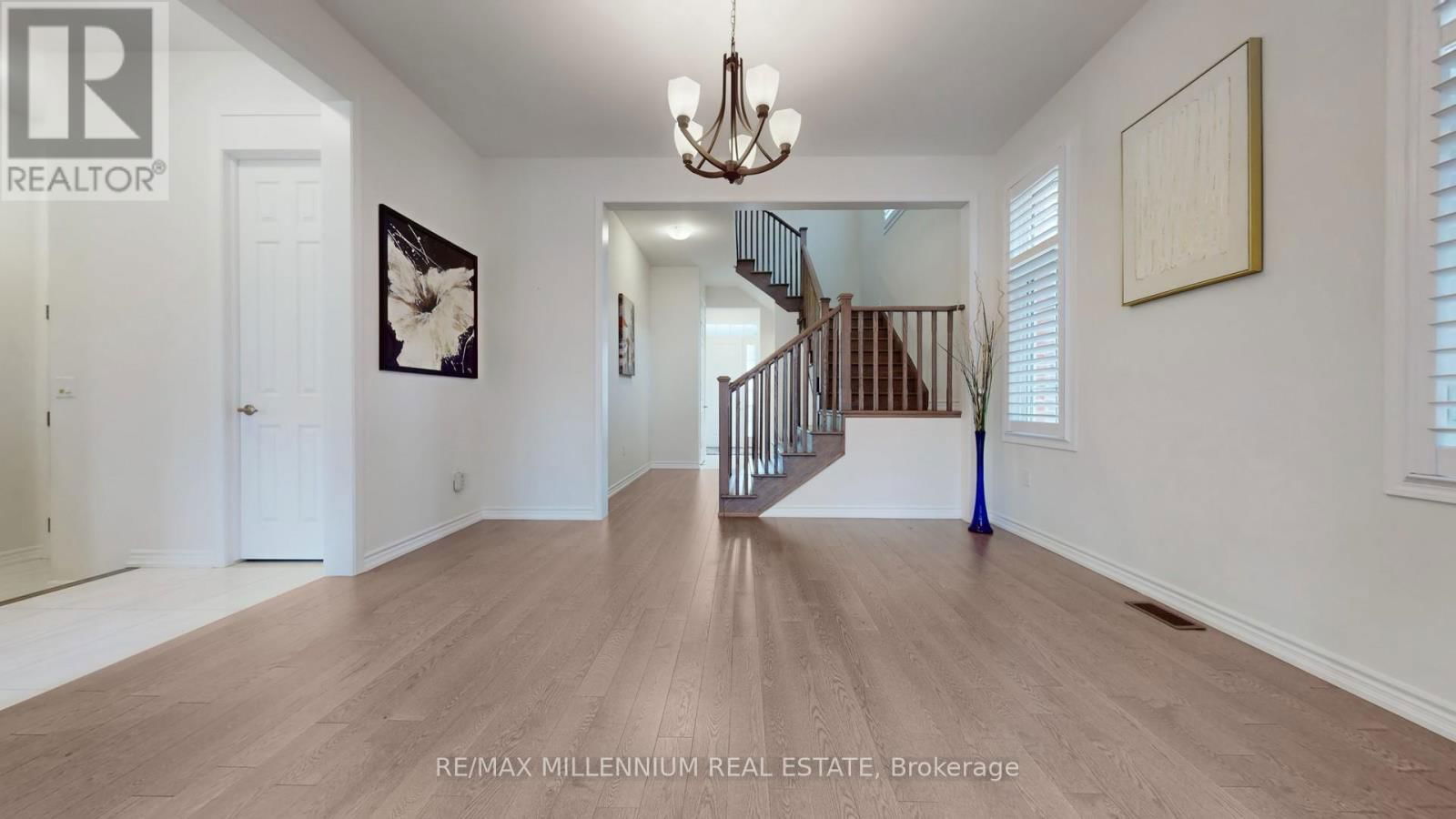 139 PIERRE BERTON BOULEVARD Image 20