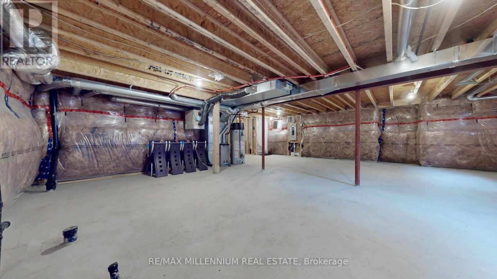 139 PIERRE BERTON BOULEVARD Image 33