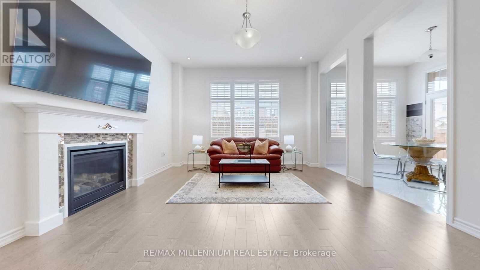 139 PIERRE BERTON BOULEVARD Image 4