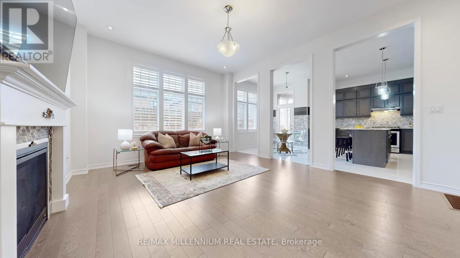 139 PIERRE BERTON BOULEVARD Image 6