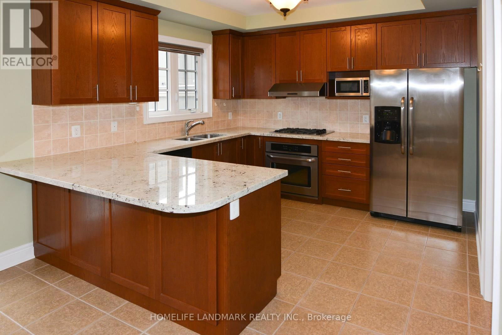 63 ROUGE VALLEY DRIVE WEST Image 13
