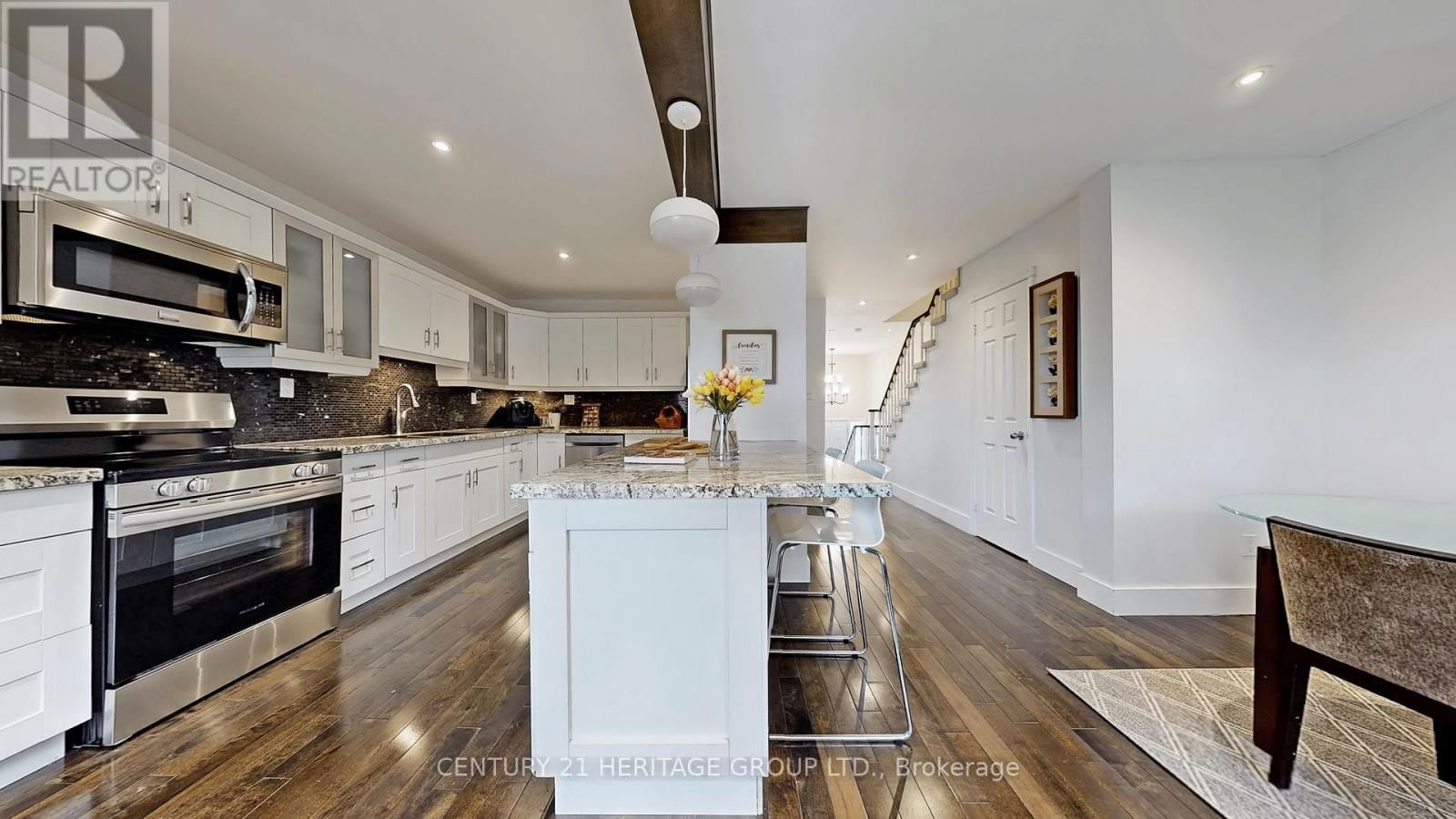 33 BRAMBLE WAY Image 14