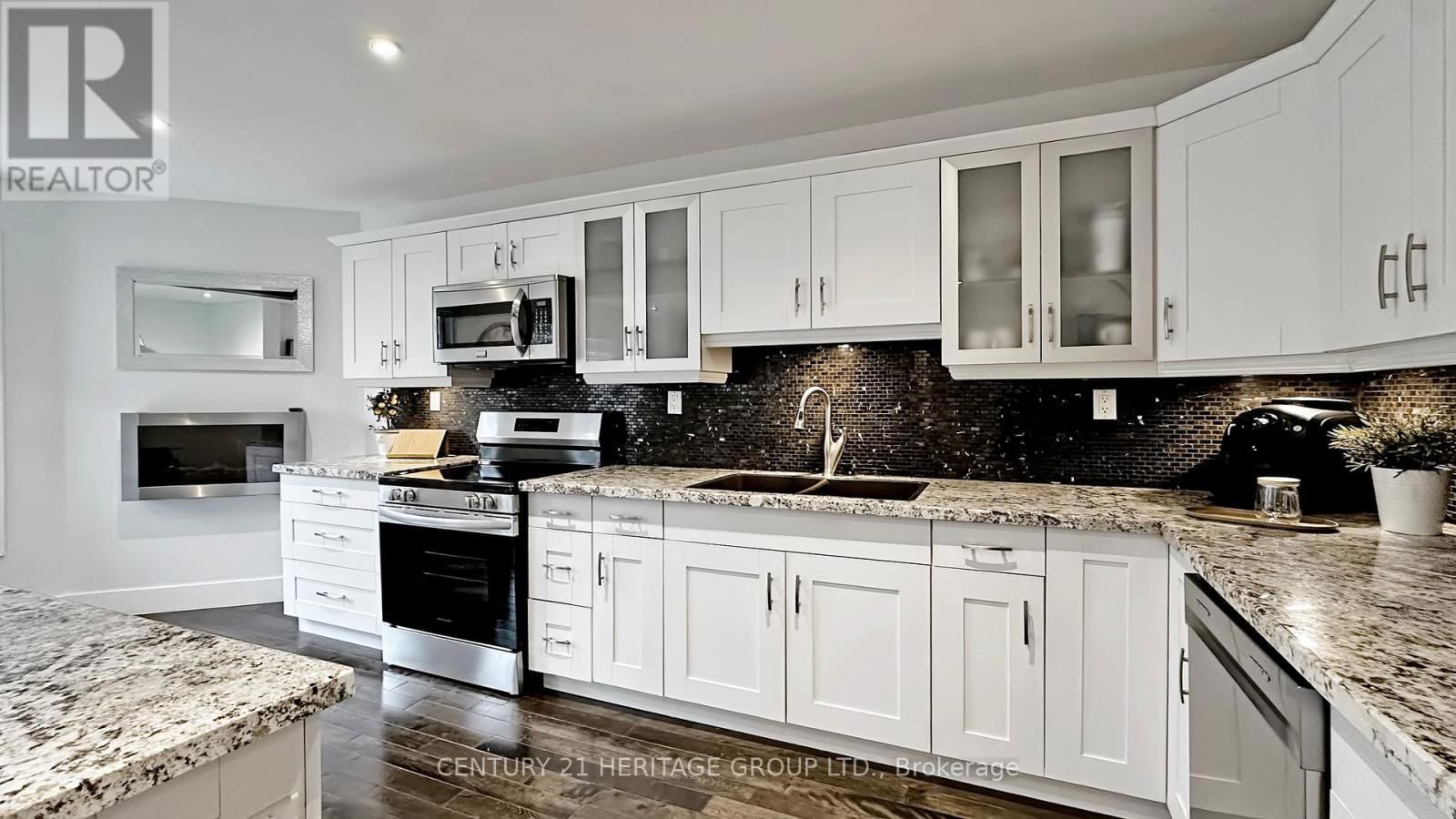 33 BRAMBLE WAY Image 16