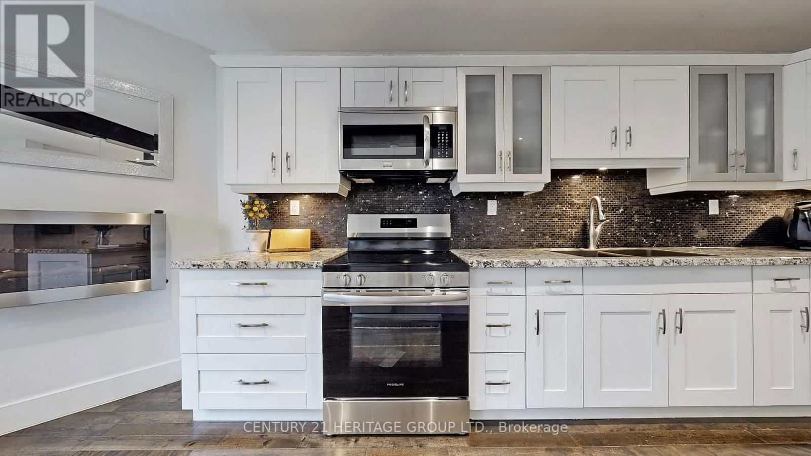 33 BRAMBLE WAY Image 18
