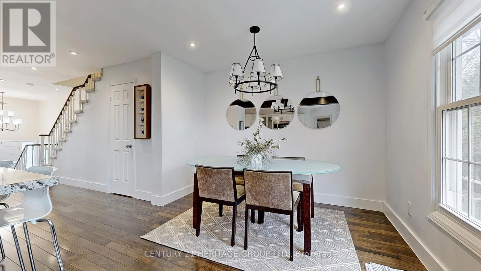 33 BRAMBLE WAY Image 19