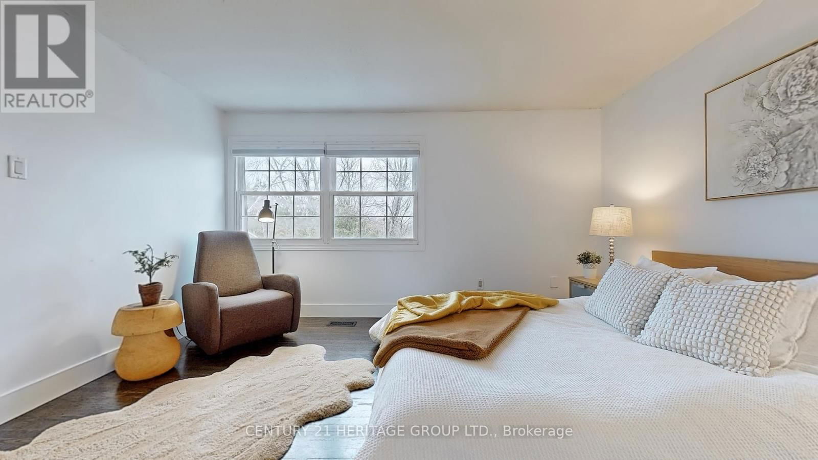 33 BRAMBLE WAY Image 27