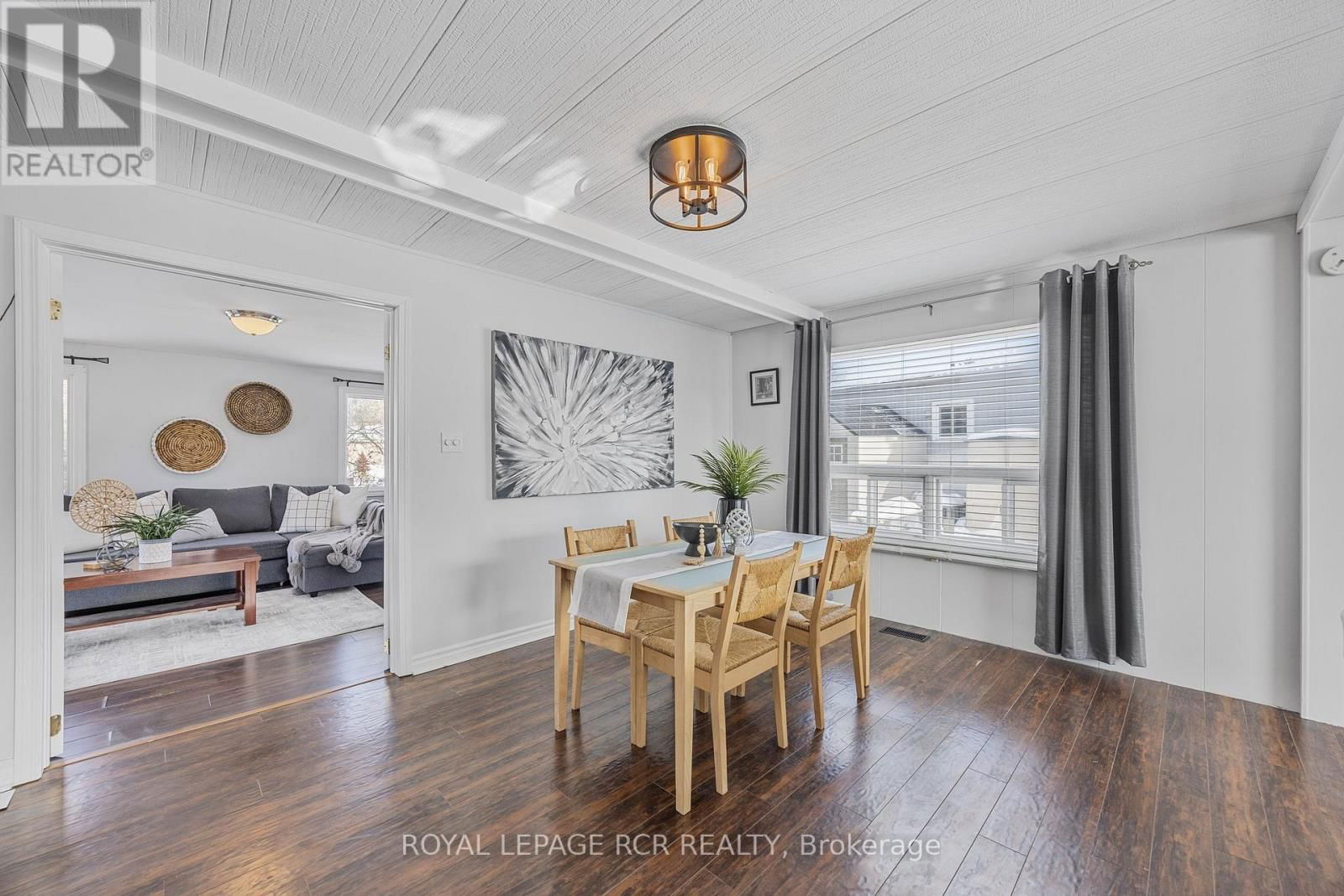 4 LINDEN LANE Image 10